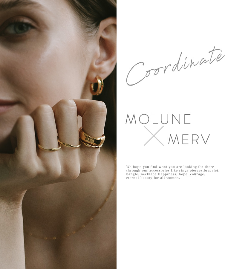 指輪 重ね付け コーデ：MOLUNE×MERV
