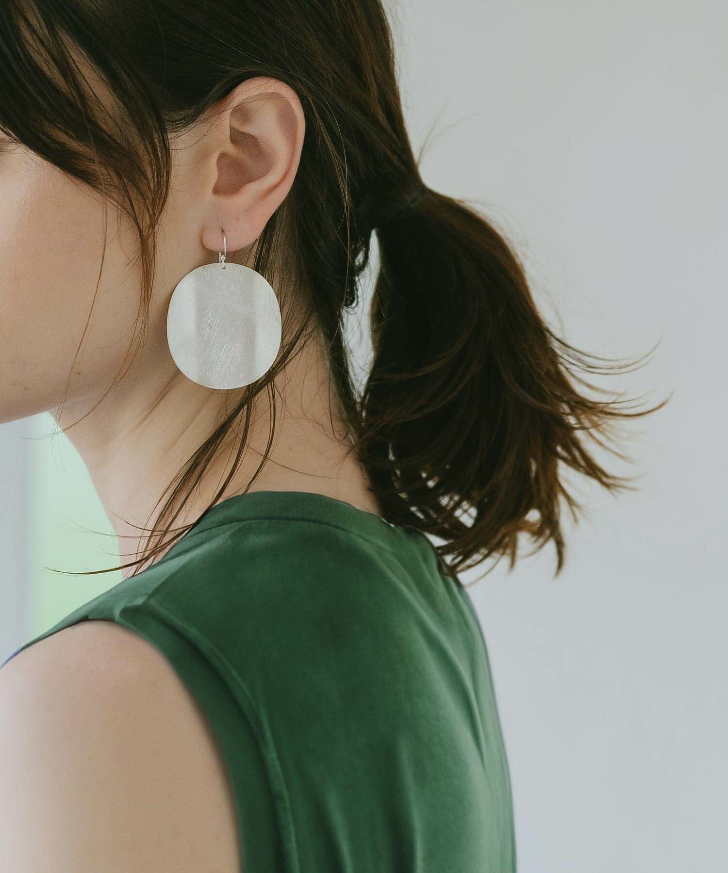 Silver925 Round Disk Hang Earrings ARGENTA -アルジェンタ- | Ops