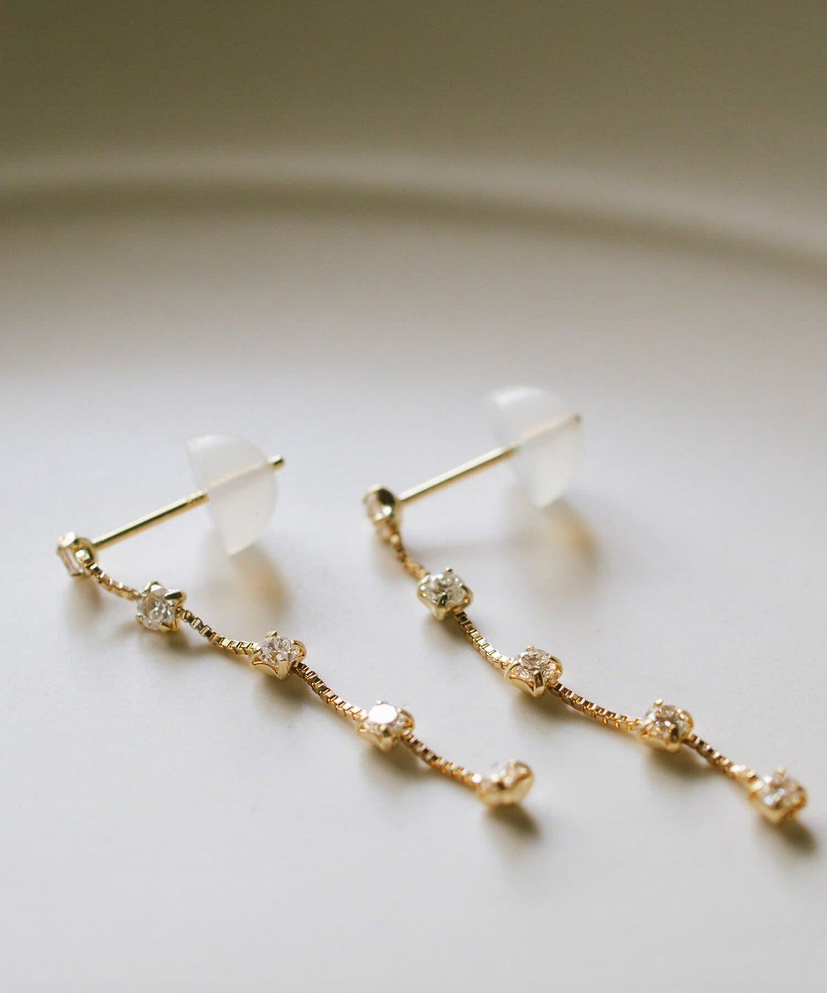 ダイヤモンド ピアス 揺れる 18金 ブランド 5連 天然 ダイヤモンド 甲府ブランド ロングピアス k18 １８k 大人 可愛い おしゃれ