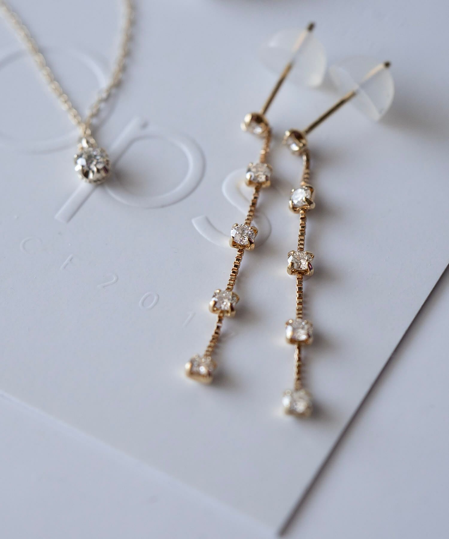 K18 5Diamond Swing Stud Earrings FIDO -フィド- | Ops.(オプス)公式