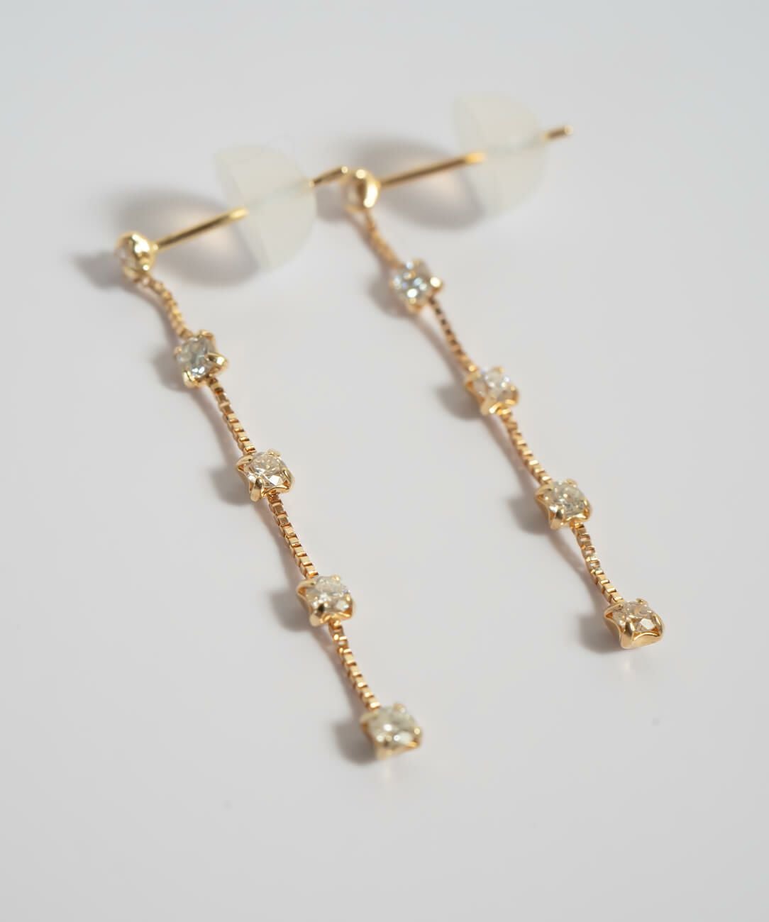 K18 5Diamond Swing Stud Earrings FIDO -フィド- | Ops.(オプス)公式