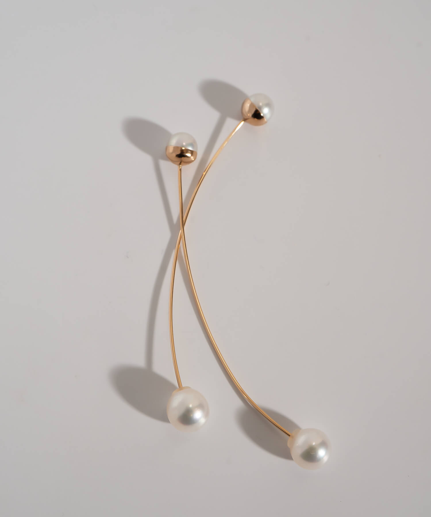 K18 Pink Gold Long Pearl Swing Earrings ILMARI -イルマリ- | Ops