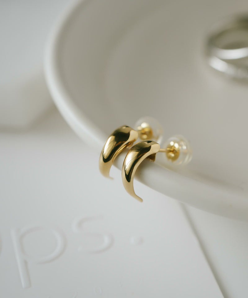 18k ピアス  三日月 ピアス 18金 つけっぱなし 国内甲府ブランド k18 18金 つけっぱなしピアス レディース ジュエリー ブランド アクセサリー プレゼント 小さめ