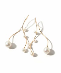 パール ピアス ぶら下がり 揺れる パールピアス 小粒 【RITVA リトバ】 K10 金属アレルギー対応 真珠 アメリカンピアス ロングピアス  ゴールドピアス ウェーブ カジュアル 普段使い フォーマル 卒業式 卒園式 入学式  かわいい おしゃれ