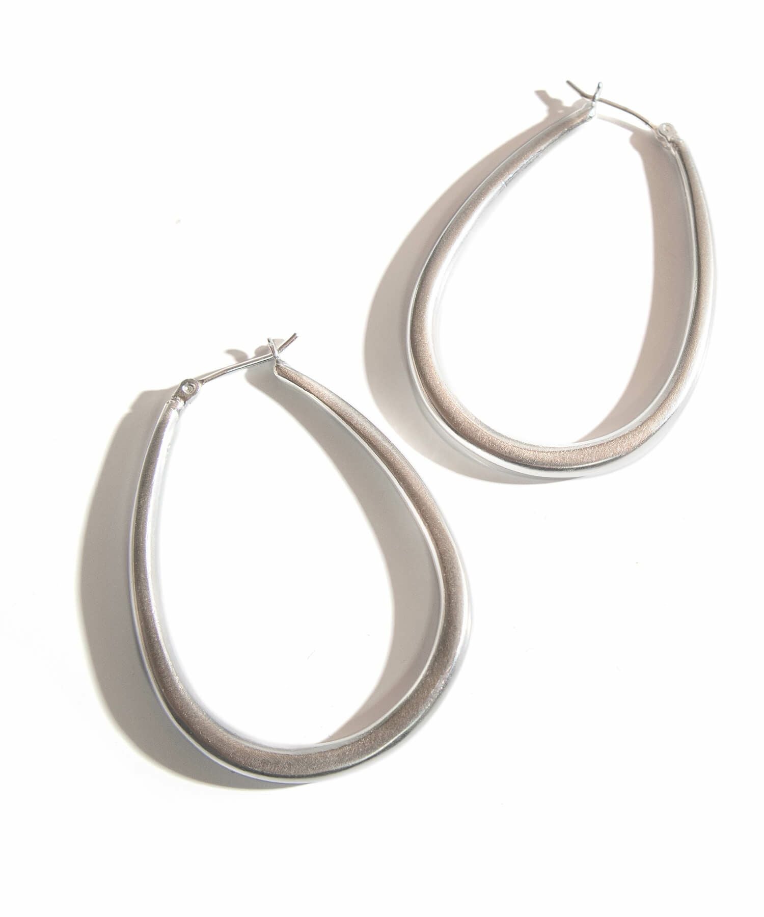 Silver925 Teardrop Plump Matte Earrings TILK -ティルク- | Ops