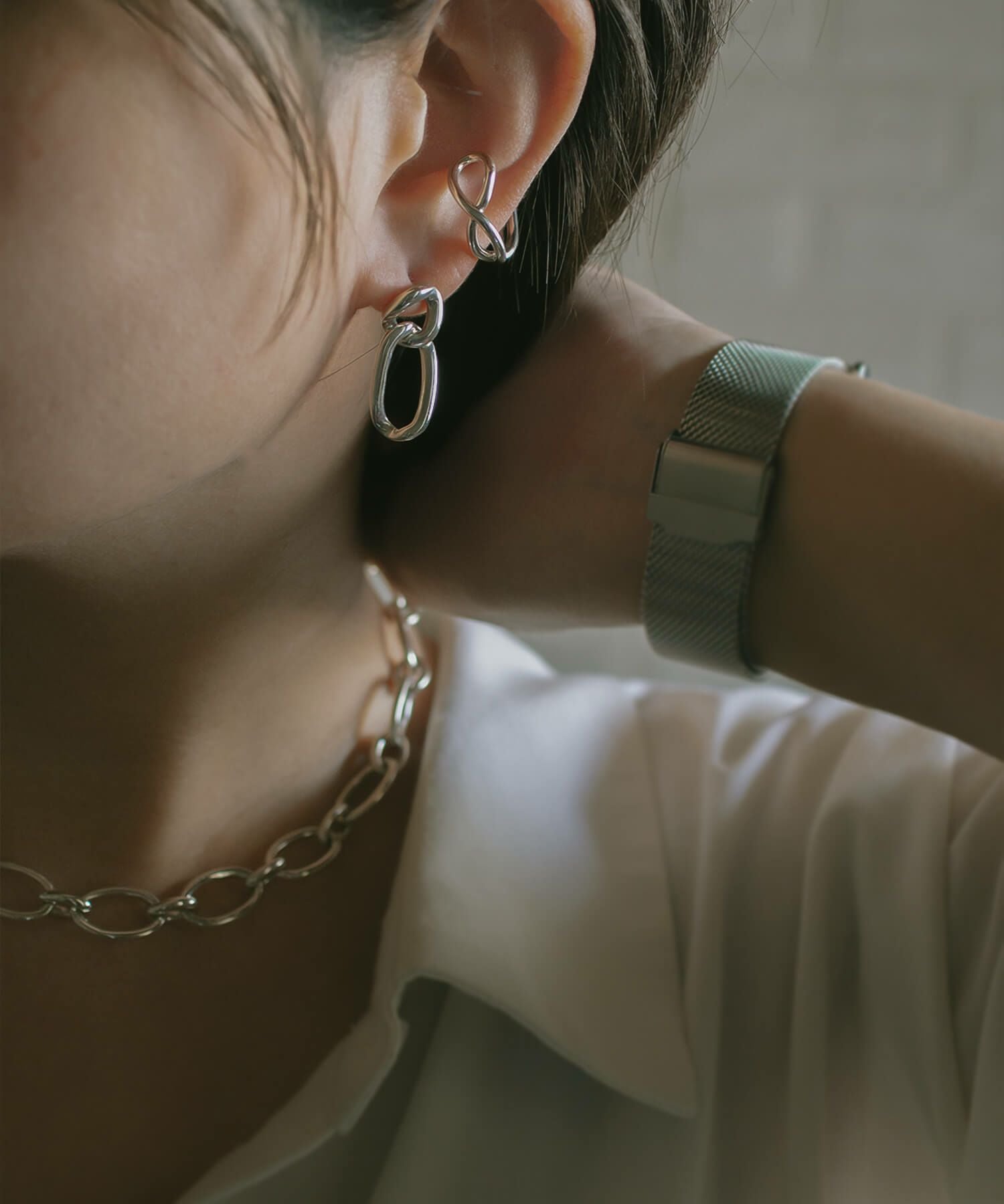 Silver925 Cross Line EarCuff XIRA -エクシラ- | Ops.(オプス)公式ストア