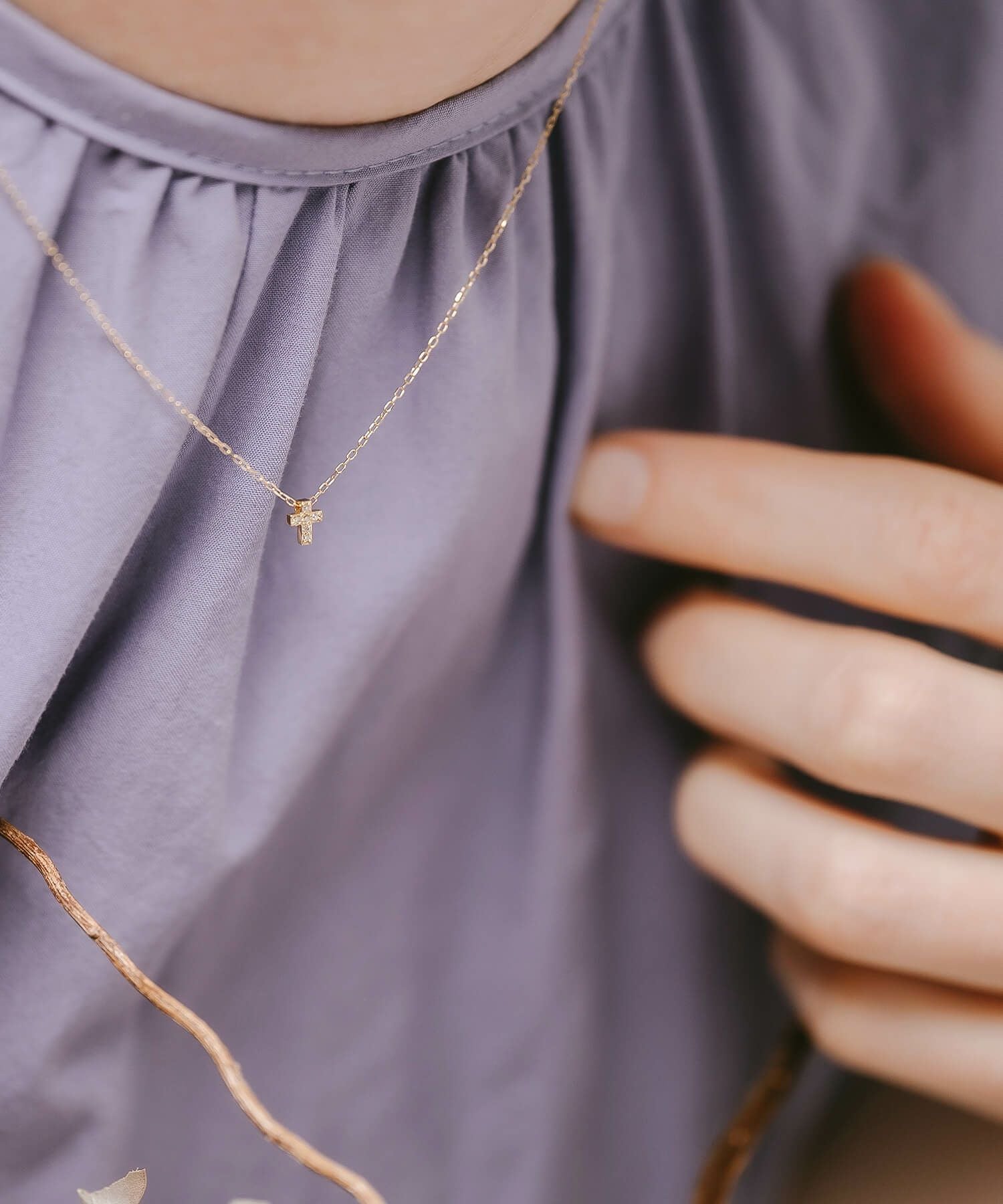 Tiny Diamond Motif Gold Necklace MELE NK K10 -メレネックレスK10