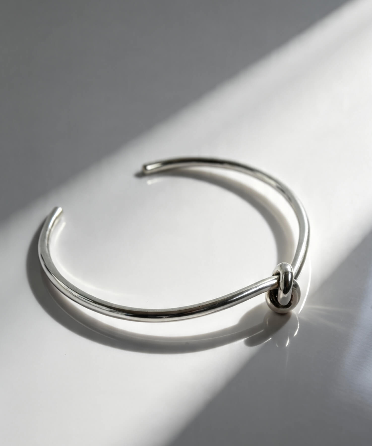 Silver925 Tight Knot Bangle OBLIGA -オブリガ- | Ops.(オプス)公式ストア