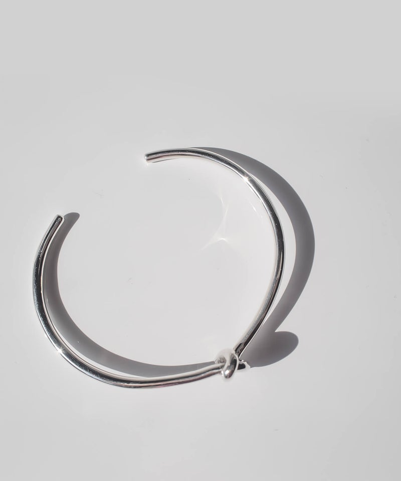 シルバー925 バングル ゴールド K18仕上げ ノットバングル 【OBLIGA オブリガ】 金属アレルギー対応 シルバー925 結び目 silver925 18kコーティング 太さ2mm 全2色 バングル 大人 可愛い おしゃれ