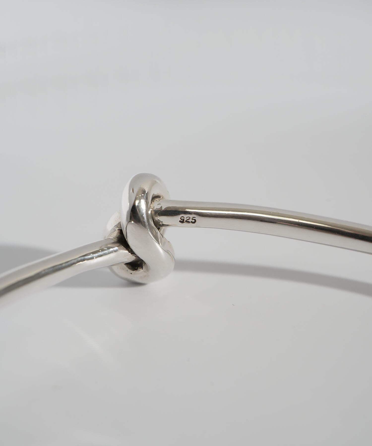 Silver925 Tight Knot Bangle OBLIGA -オブリガ- | Ops.(オプス)公式ストア