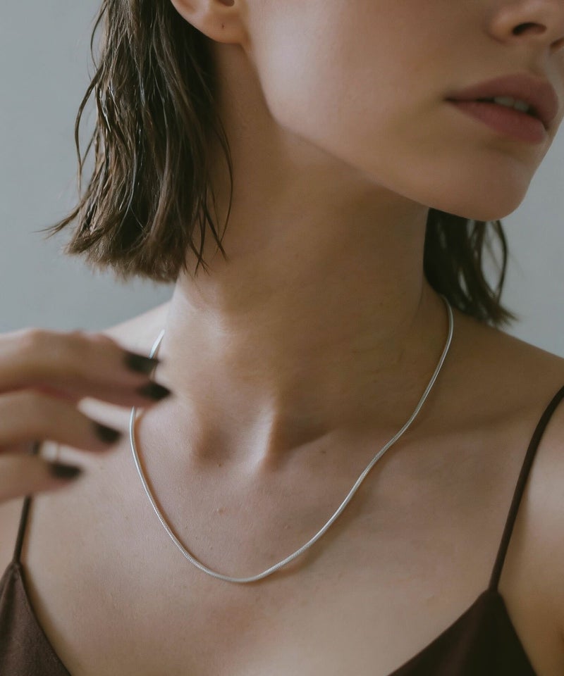 シルバー925 スネークチェーン ネックレス シンプル 【VENEC ベネック 】 滑らか 華奢 レディース ネックレスチェーン 1.6mm×45cm チェーンネックレス カジュアル フォーマル 金属アレルギー 安心 ジュエリー アクセサリー 地金 おしゃれ