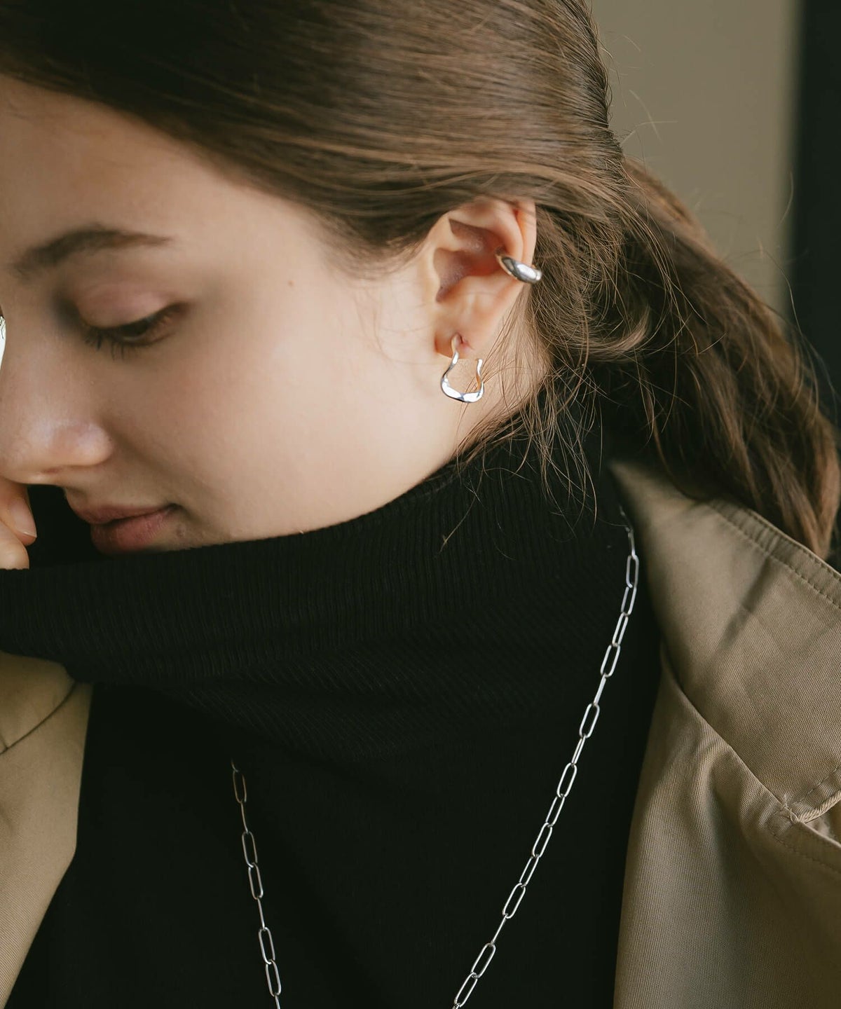 【ドラマ衣装協】 ピアス 大ぶり 力波 ウェーブ 金属アレルギー 対応 シルバー925 キャッチ 18k 18金 仕上げ 【 PIELE ピエル】 フープ ピアス 小さめ 小さい ゴールド ピアス スパイラル k18 両耳 メンズ レディース アクセサリー ブランド シンプル 大人可愛い おしゃれ