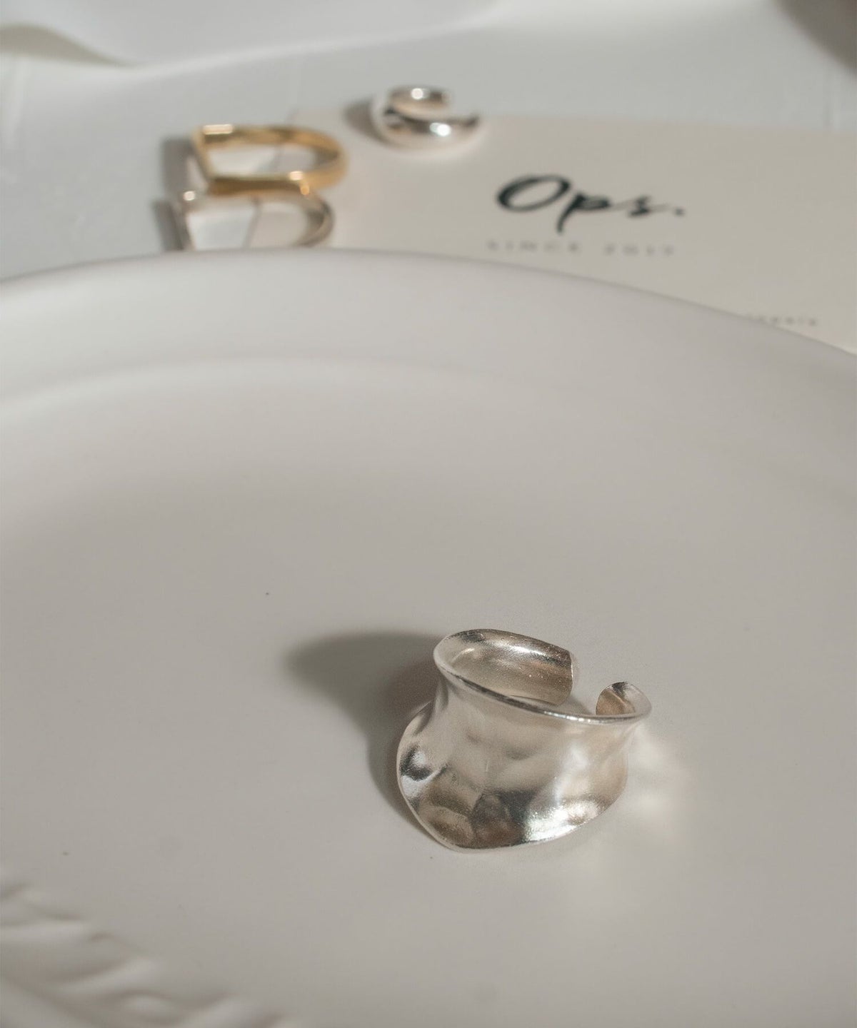 【ドラマ衣装協力】 イヤーカフ シンプル レディース 大ぶり 金属アレルギー対応 【GOLDA ゴルダ】 イヤーカフ シルバー925 リング 指輪 大ぶり レディース ごつめ イヤリング シルバー 大ぶり イヤーカフス イヤカフ ピアリング ノンホールピアス 片耳用 フック ピアス