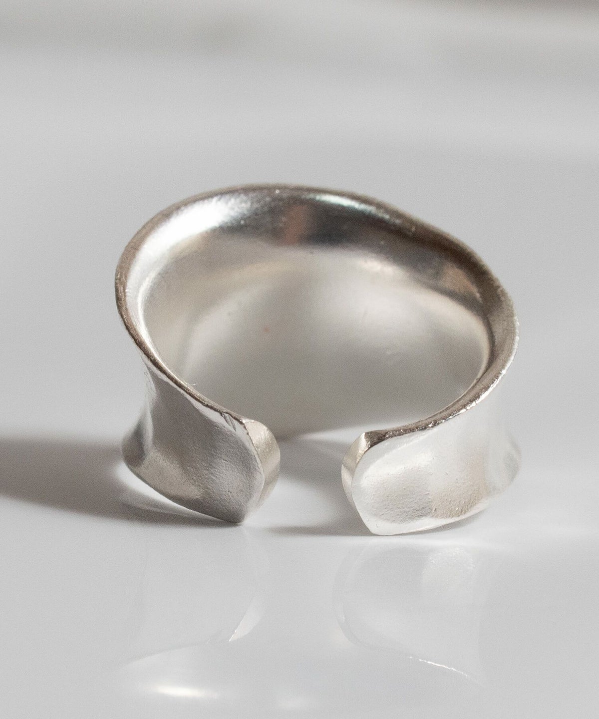 【ドラマ衣装協力】 イヤーカフ シンプル レディース 大ぶり 金属アレルギー対応 【GOLDA ゴルダ】 イヤーカフ シルバー925 リング 指輪 大ぶり レディース ごつめ イヤリング シルバー 大ぶり イヤーカフス イヤカフ ピアリング ノンホールピアス 片耳用 フック ピアス