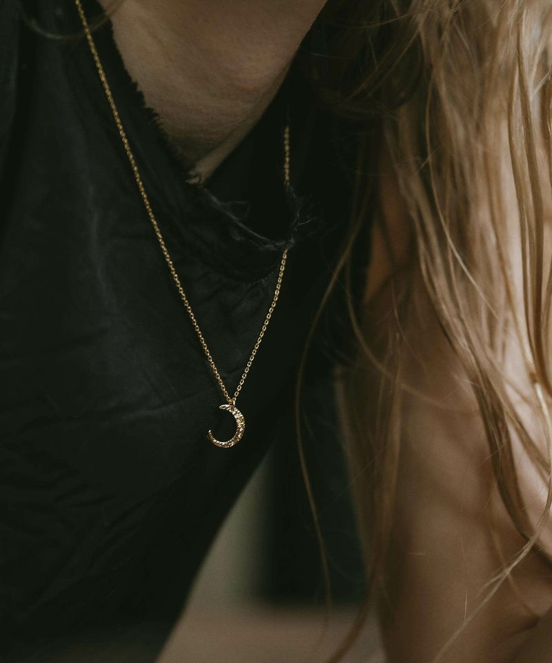 三日月 月 ネックレス レディース 50代 シンプル シルバー ネックレス 【Luneve ルネーブ】 クレセント ムーン 金属アレルギー対応 シルバー925 silver925 たたき 小豆チェーン 長さ48cm 51cm おしゃれ 大人 可愛い