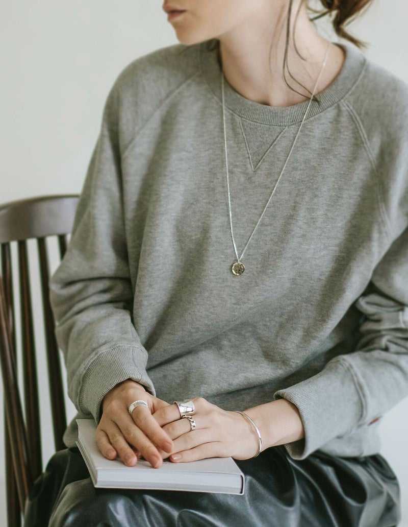 シルバー925 バングル 【ladier ラディエール】 silver925 18金仕上げ バングル レディース ゴールド シルバー925 スキンジュエリー C型 オープン バングル シンプル ブレスレット 華奢 細め おしゃれ 大人 可愛い 腕時計 重ねづけ ギフトラッピング プレゼント 誕生日 カフ クラシック 925silver SV925 華奢 重ね付け