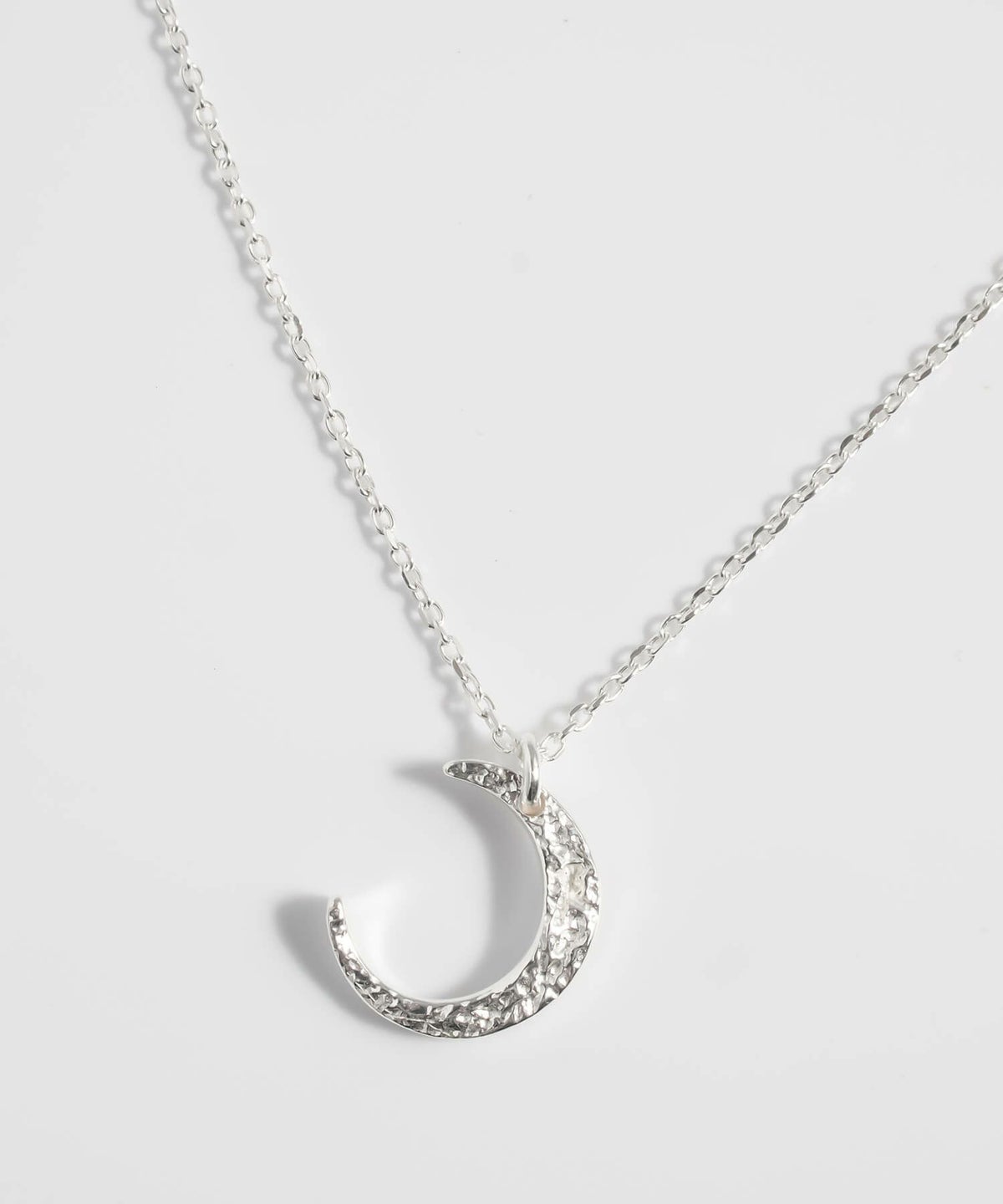 【訳ありアウトレット品】★通常価格→アウトレット価格 三日月 月 ネックレス レディース シンプル シルバー ネックレス 【Luneve ルネーブ】 クレセント ムーン 金属アレルギー対応 シルバー925 silver925 たたき 小豆チェーン 長さ48cm 51cm おしゃれ 大人 可愛い