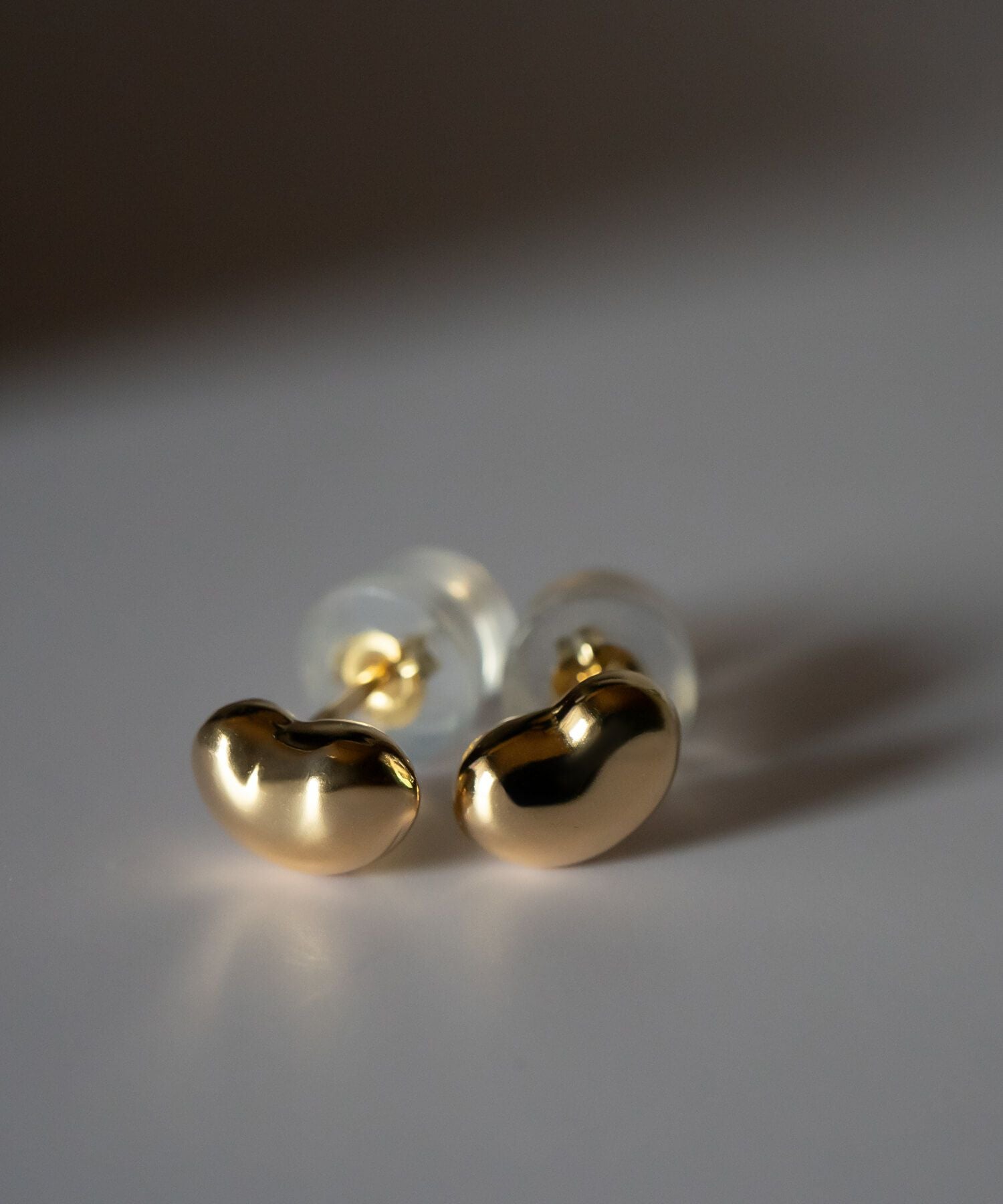 K18 Tiny Studs Earrings MOLLICA -モリカ- | Ops.(オプス)公式ストア