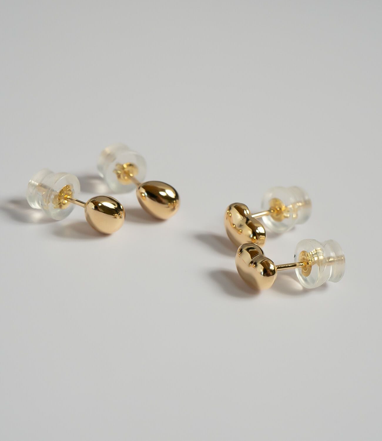 K18 Tiny Studs Earrings MOLLICA -モリカ- | Ops.(オプス)公式ストア