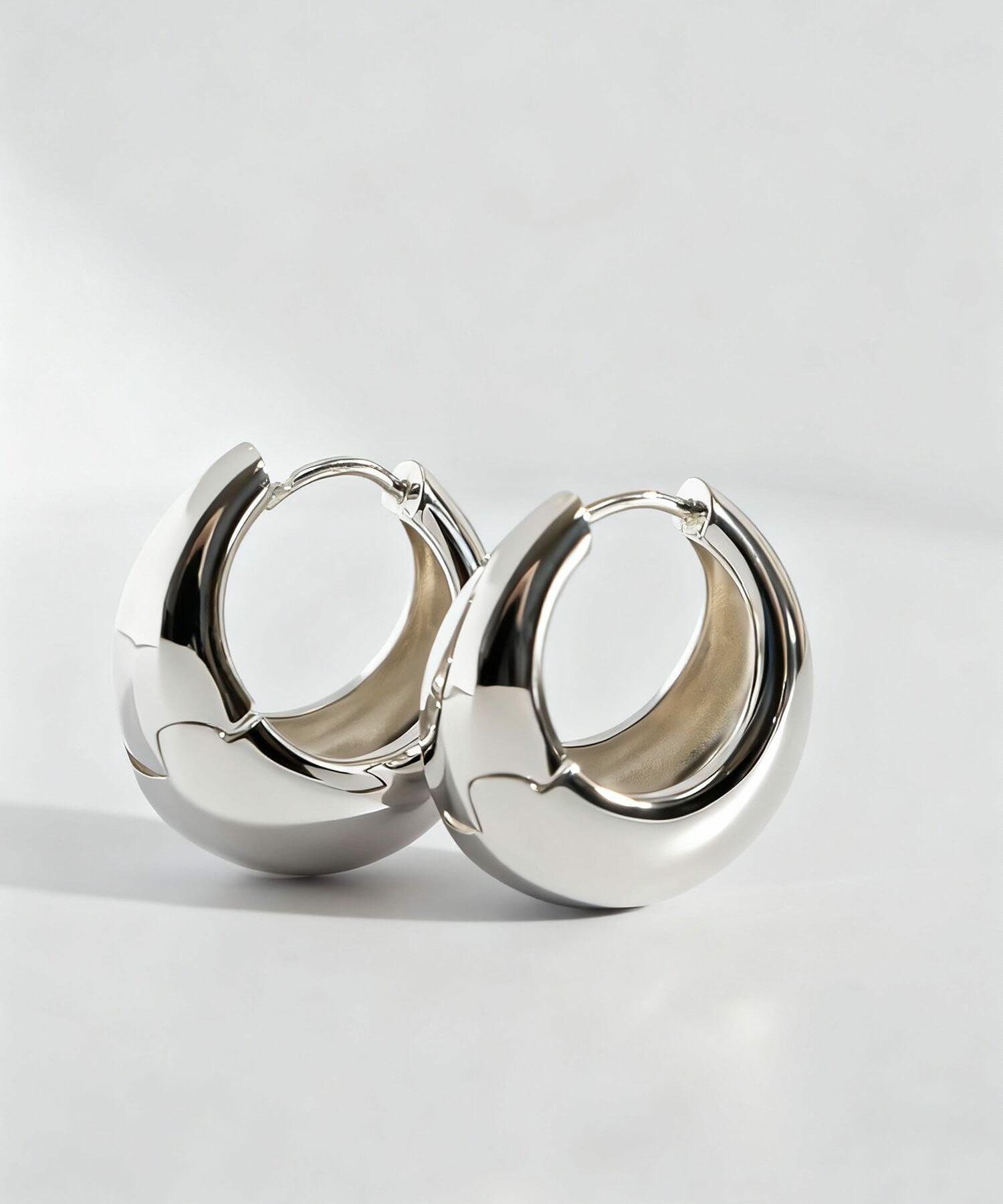 Silver925 Plump Hoop Earrings CAPALLE -カパレ- | Ops.(オプス)公式