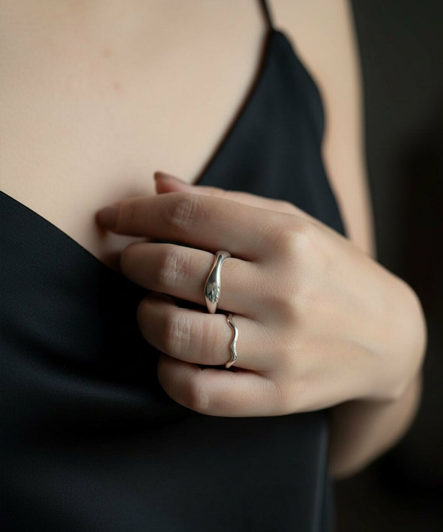 Silver925 Wide Wavy Ring GREZIO -グレジオ- | Ops.(オプス)公式ストア