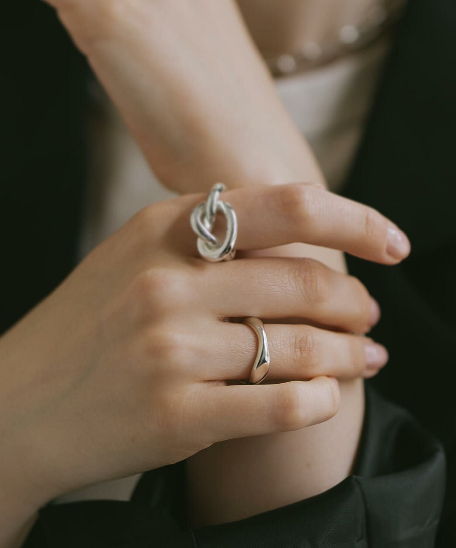 Silver925 Wide Wavy Ring GREZIO -グレジオ- | Ops.(オプス)公式ストア