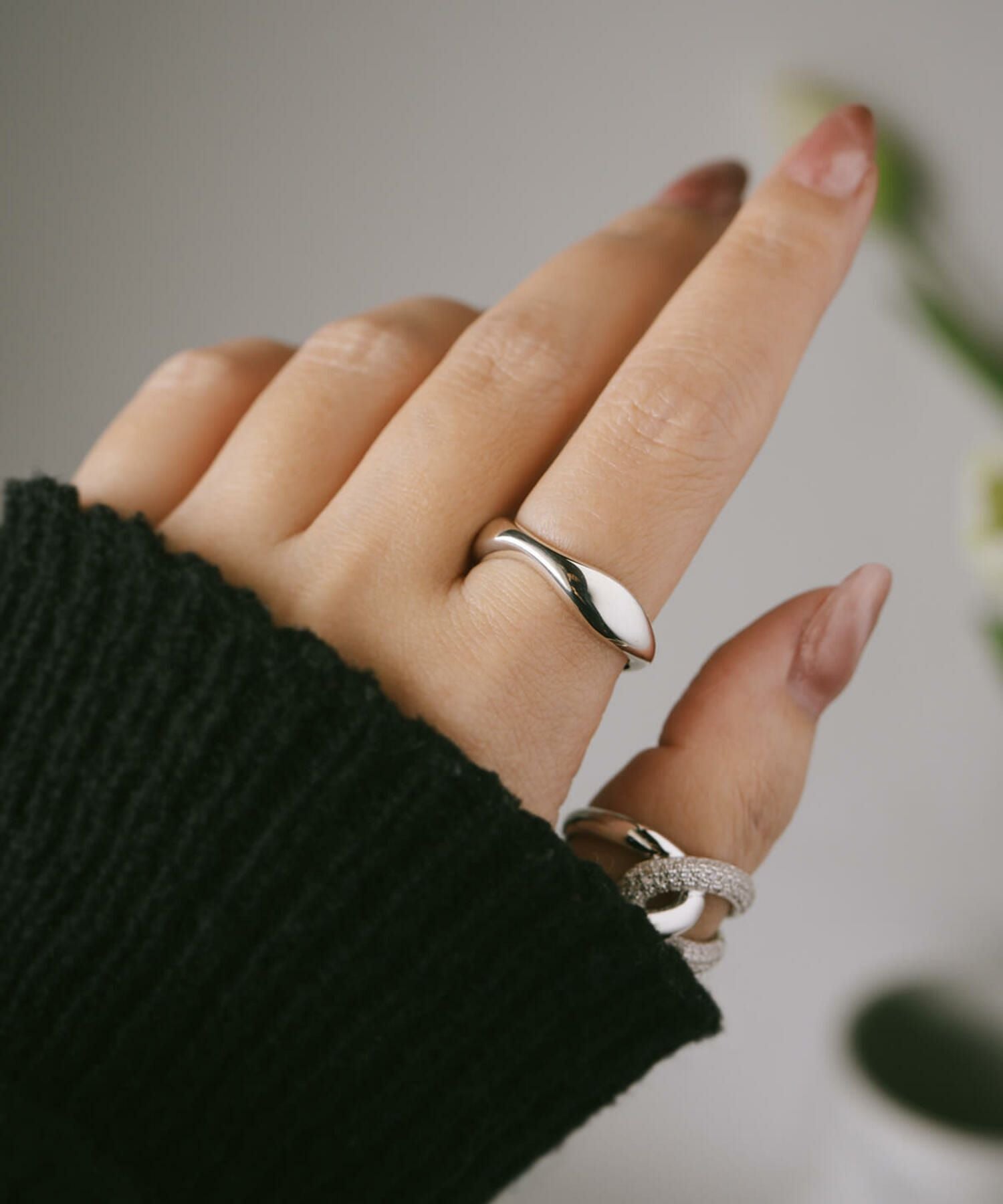 Silver925 Wide Wavy Ring GREZIO -グレジオ- | Ops.(オプス)公式ストア