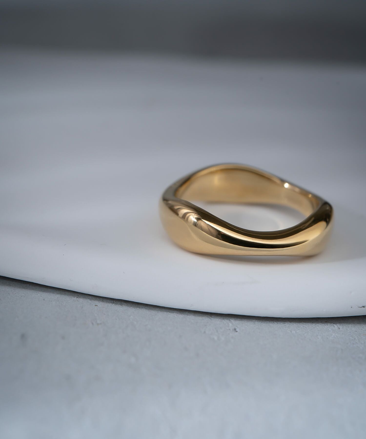 Silver925 Wide Wavy Ring GREZIO -グレジオ- | Ops.(オプス)公式ストア
