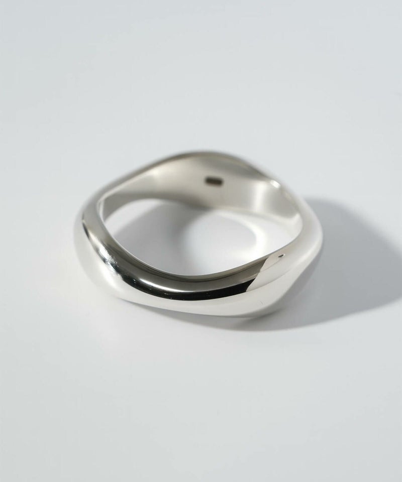 Silver925 Wide Wavy Ring GREZIO -グレジオ- | Ops.(オプス)公式ストア