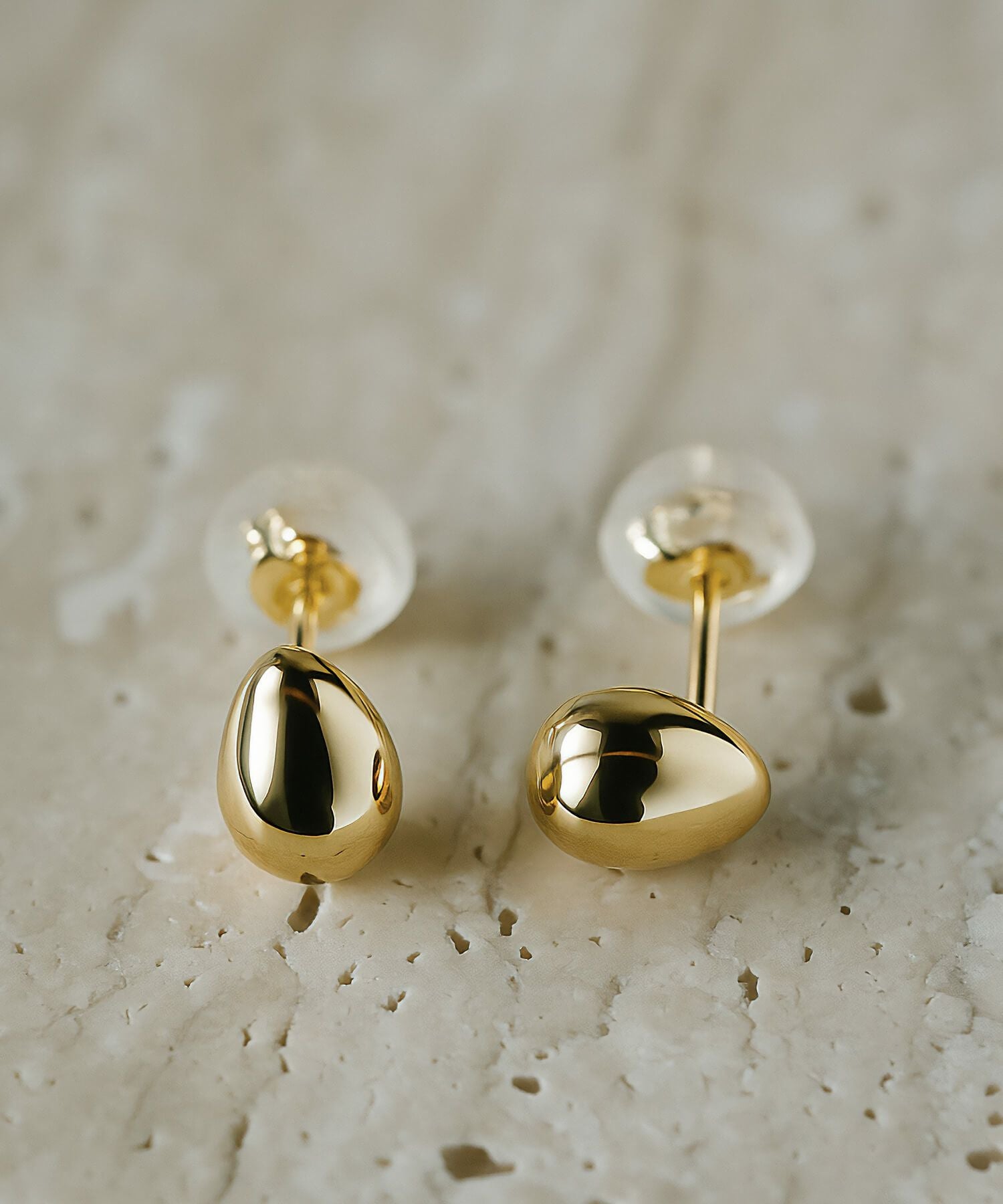 K18 Tiny Studs Earrings MOLLICA GRAND -モリカ グラン- | Ops