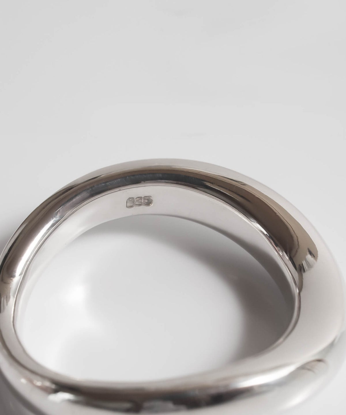 シルバーリング シンプル 親指 リング サムリング 【ULUA ウルア】 ウェーブ クラシック バンドリング 人差し指 指輪 レディース silver925 リング シルバー925 デザインリング カジュアル フォーマル 金属アレルギー 安心 ジュエリー アクセサリー 地金 指輪 重ね付け 軽量