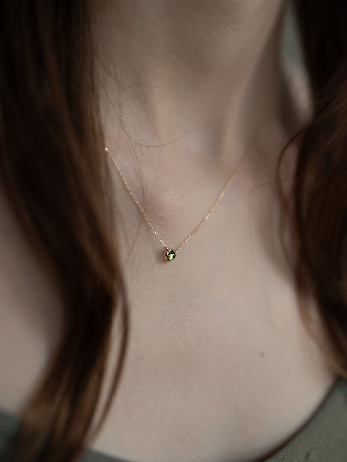 ペリドット ネックレス 着用 お守りジュエリー ネックレス