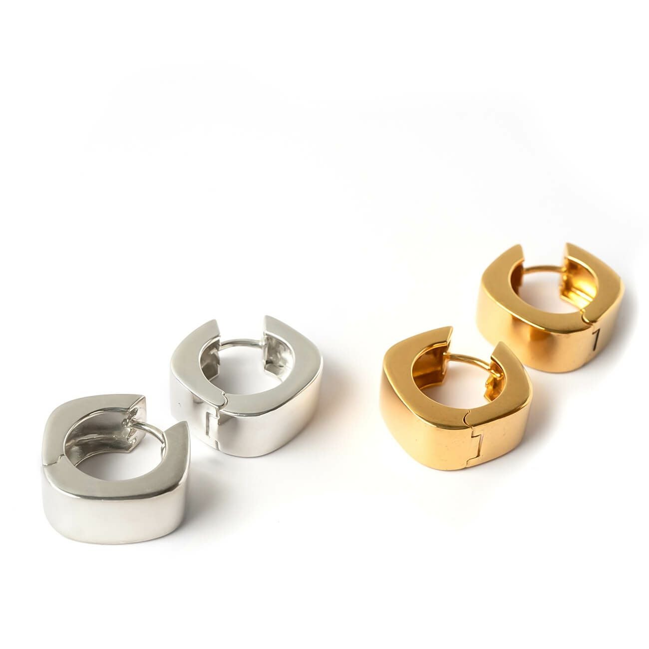 シルバー925 4×23mm 真鍮　フープピアス シルバー925 フープピアス ウェーブ LEPATTA -レパッタ- | Ops.(オプス