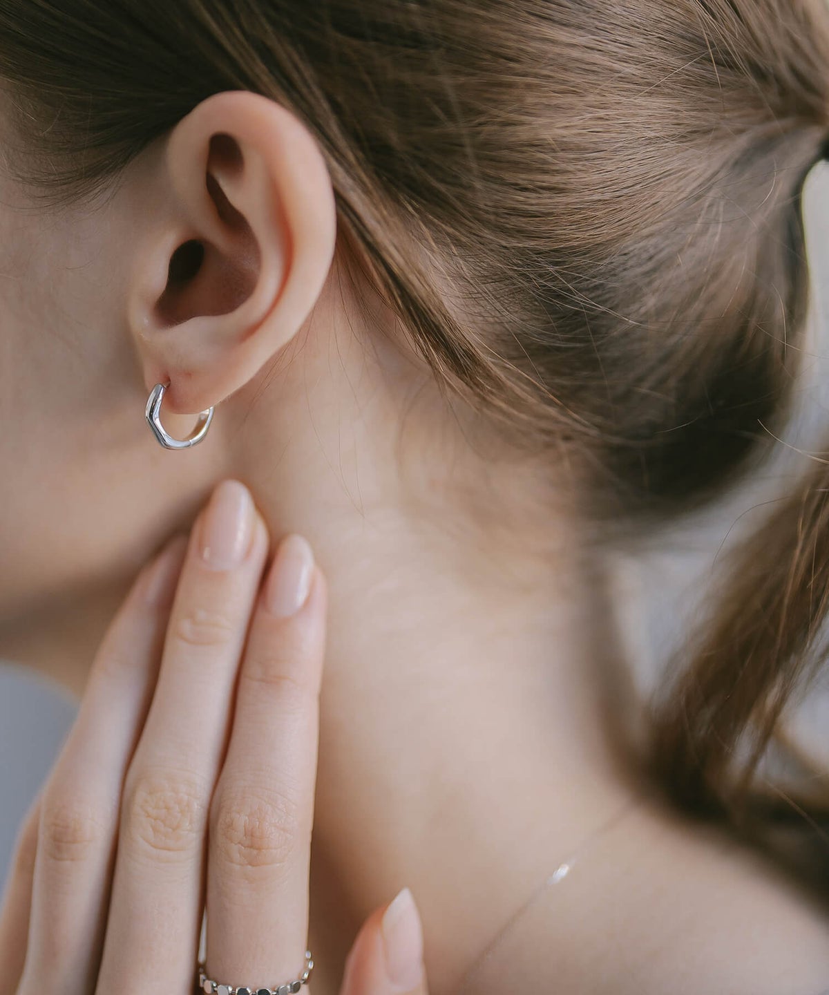 金属アレルギー対応ピアスフープ小さめ【kyklos-waveキクロス・ウェーブ】幾何学ウェーブピアス18k仕上げフープ中折れ式シルバー925フープピアスシルバーゴールドk18小ぶりピアス18金六角ニッケルフリーシンプルピアスレディース