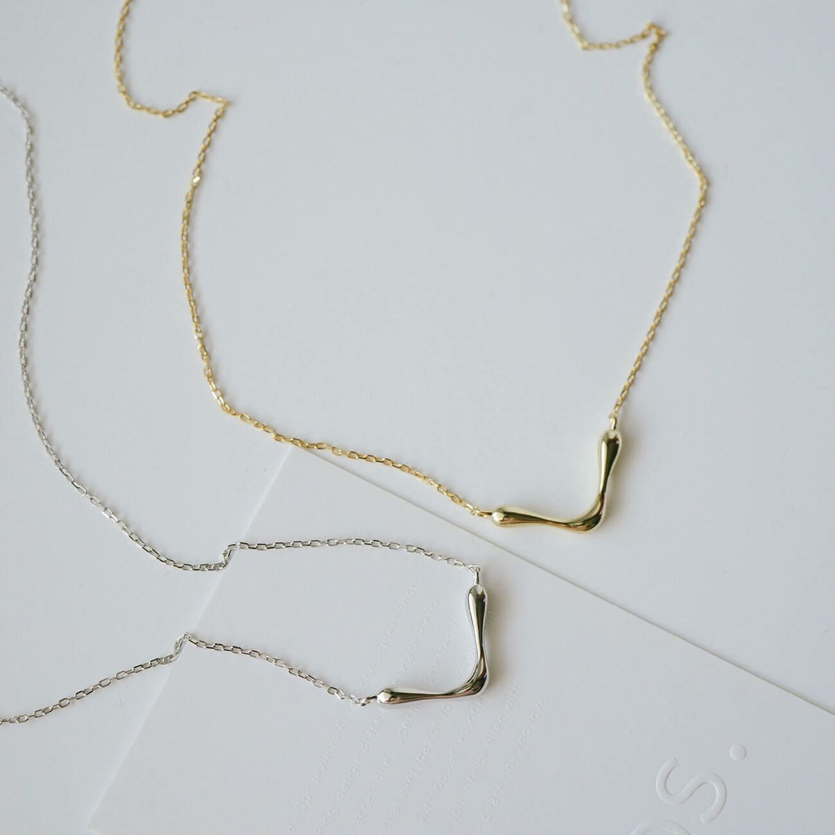 金属アレルギー対応シルバーネックレスチェーンレディース【nero-s-nk-wegネロウシルバーウェッジ】シルバー925ネックレスV字Vライン18K仕上げシルバーチェーン45cmネックレス18金ゴールドk18Silver925ニッケルフリーシンプル