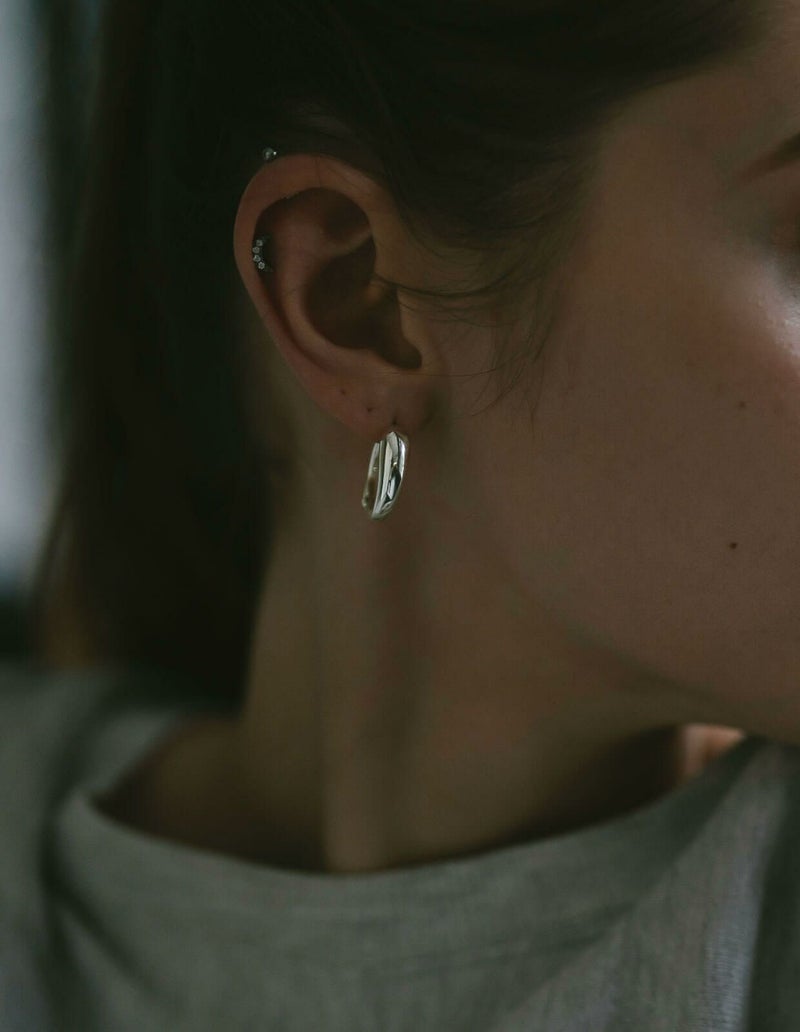 ピアス金属アレルギー対応シルバー925フープピアス18k仕上げ【micorraミコラ】シルバーゴールド大ぶりフープピアスニッケルフリー大きめピアス18金k18リングピアスムーンピアスドロップシンプルレディースカジュアルピアス大人可愛いおしゃれ