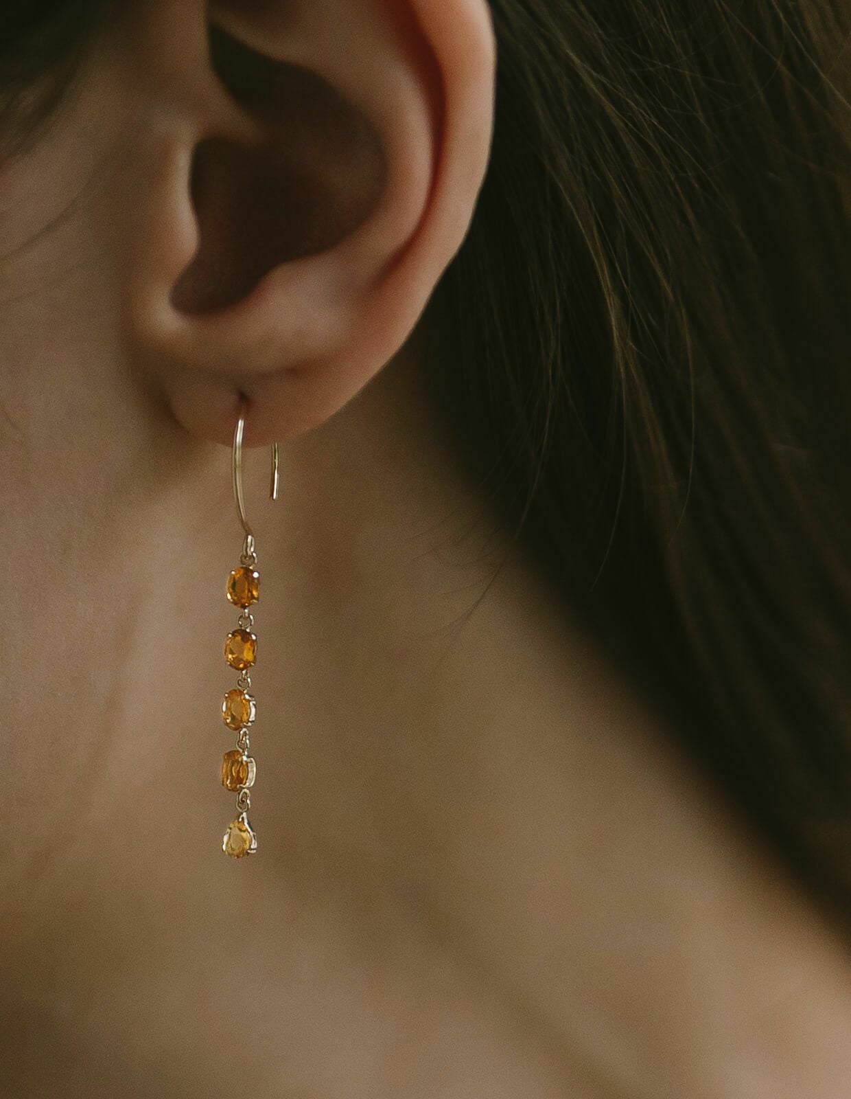 5連 ピアス 揺れる かわいい 天然石 【tresor-cinq トレゾール・サンク 5連 ピアス 揺れる かわいい 天然石 【tresor-cinq トレゾール・サンク