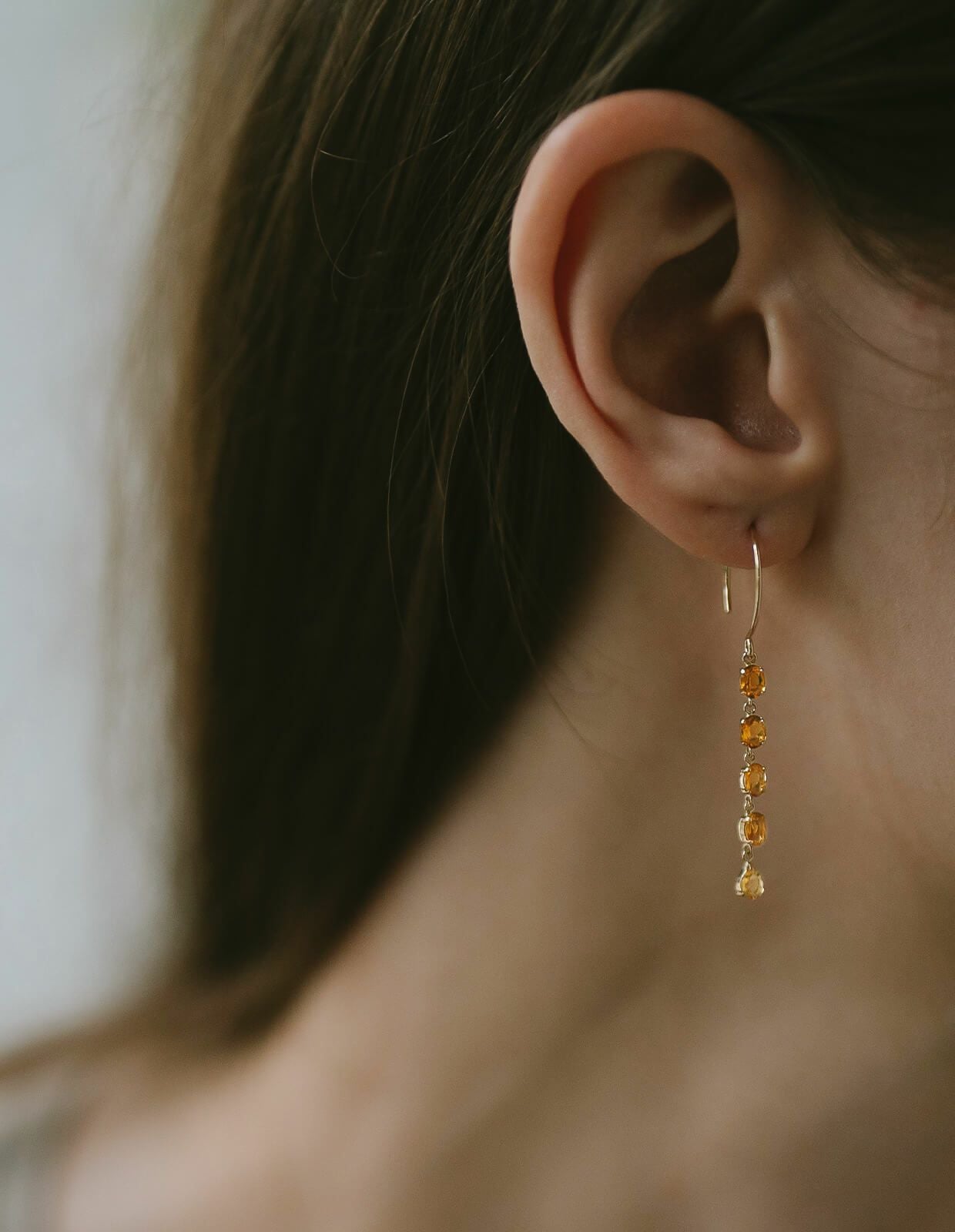 5連 ピアス 揺れる かわいい 天然石 【tresor-cinq トレゾール・サンク