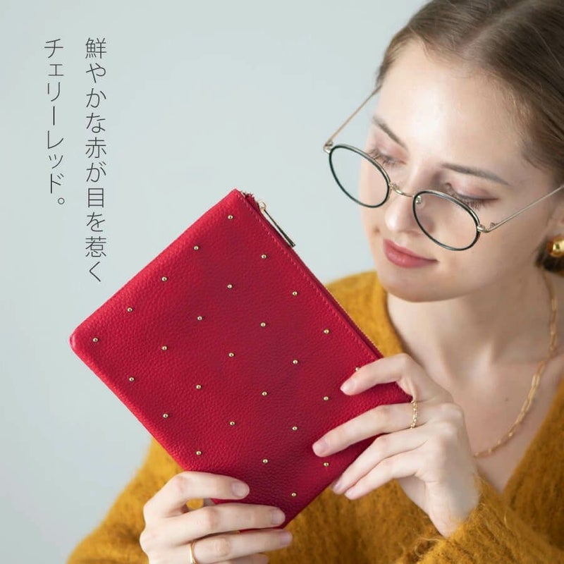 ポーチレディース大人本革牛革レザーポーチドット水玉スタッズ上品【DotleatherpouchドットレザーポーチMサイズ】スクエアかわいいおしゃれ通勤通学旅ギフトプレゼントブランドHAYNIヘイニ