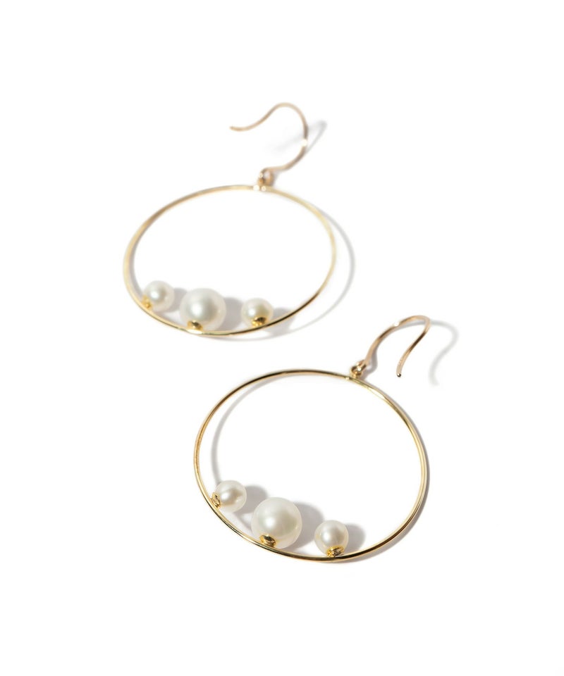 パールピアス揺れるフープ【perle-perkaペルル・ペルカ】淡水パールフープピアスゴールド細いピアス金属アレルギー対応10金パールピアスK1010K真珠ピアス普段使い誕生日プレゼント女性かわいい20代30代40代50代母親60代70代義母