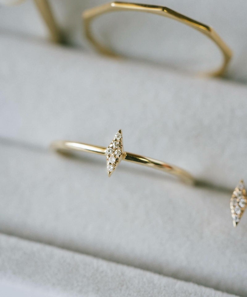 パヴェ重ね付けダイヤリングゴールド10k【fostellaフォステラ】人差し指k10リング10金指輪ダイヤモンドリング50代スリム40代30代誕生日プレゼント女性ひし形リングメレダイヤ金属アレルギー対応細い極細華奢重ね付けリング金指輪