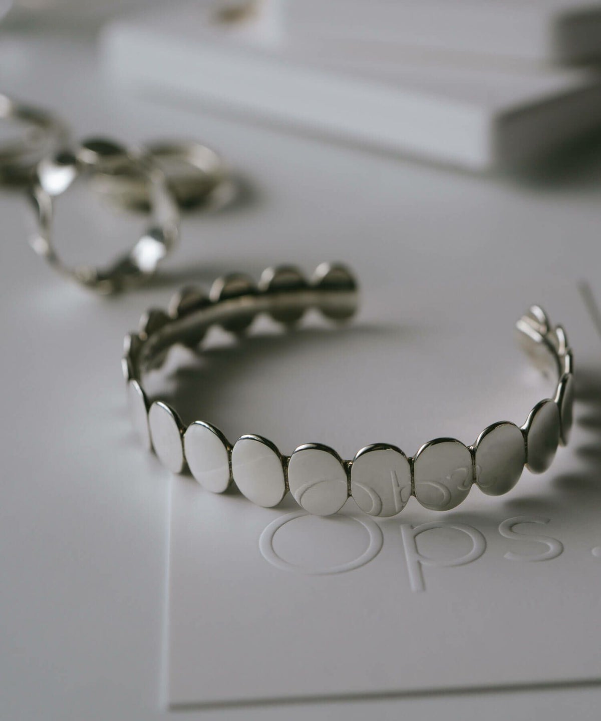 【訳ありアウトレット品】★通常価格→アウトレット価格バングル 太め 【HALVA ハルヴァ】 シルバー ジュエリー レディース 太め ワイド ブレスレット シルバー925 SV925 シンプル silver925 ワイドバングル カーブ プレーン カフ 大ぶり 太バングル おしゃれ