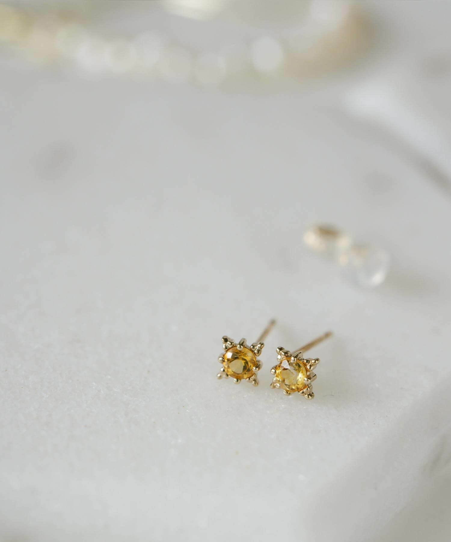 シトリン つけっぱなし ピアス 天然石 星 【enlille-stella エンリル