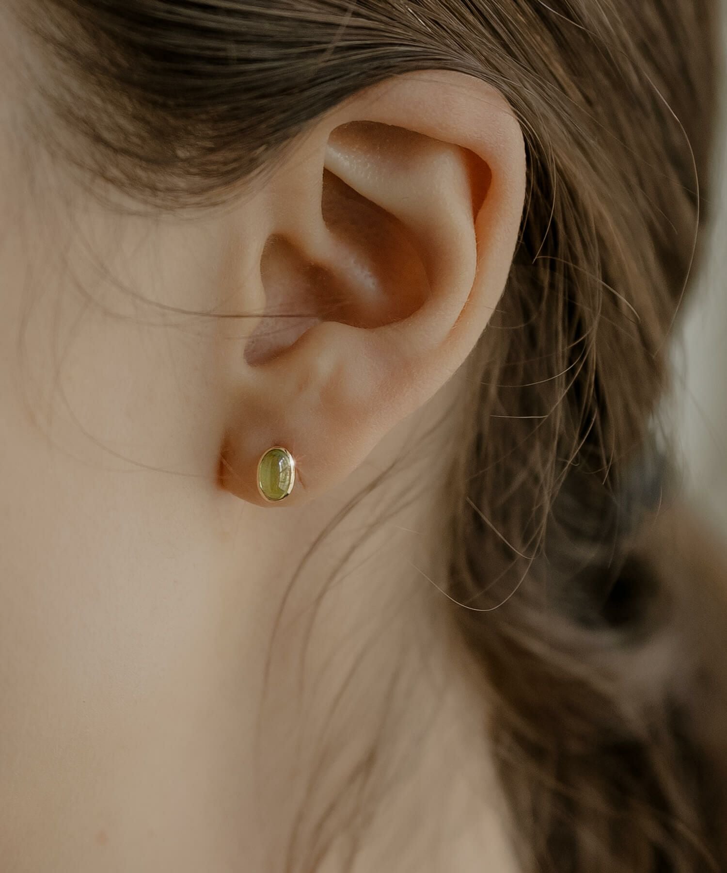 635　イエローオパールコッパーとペリドットボールのピアスチャーム ペリドット ピアス 18金 18k 金 天然石 【enlille-oliva エンリル