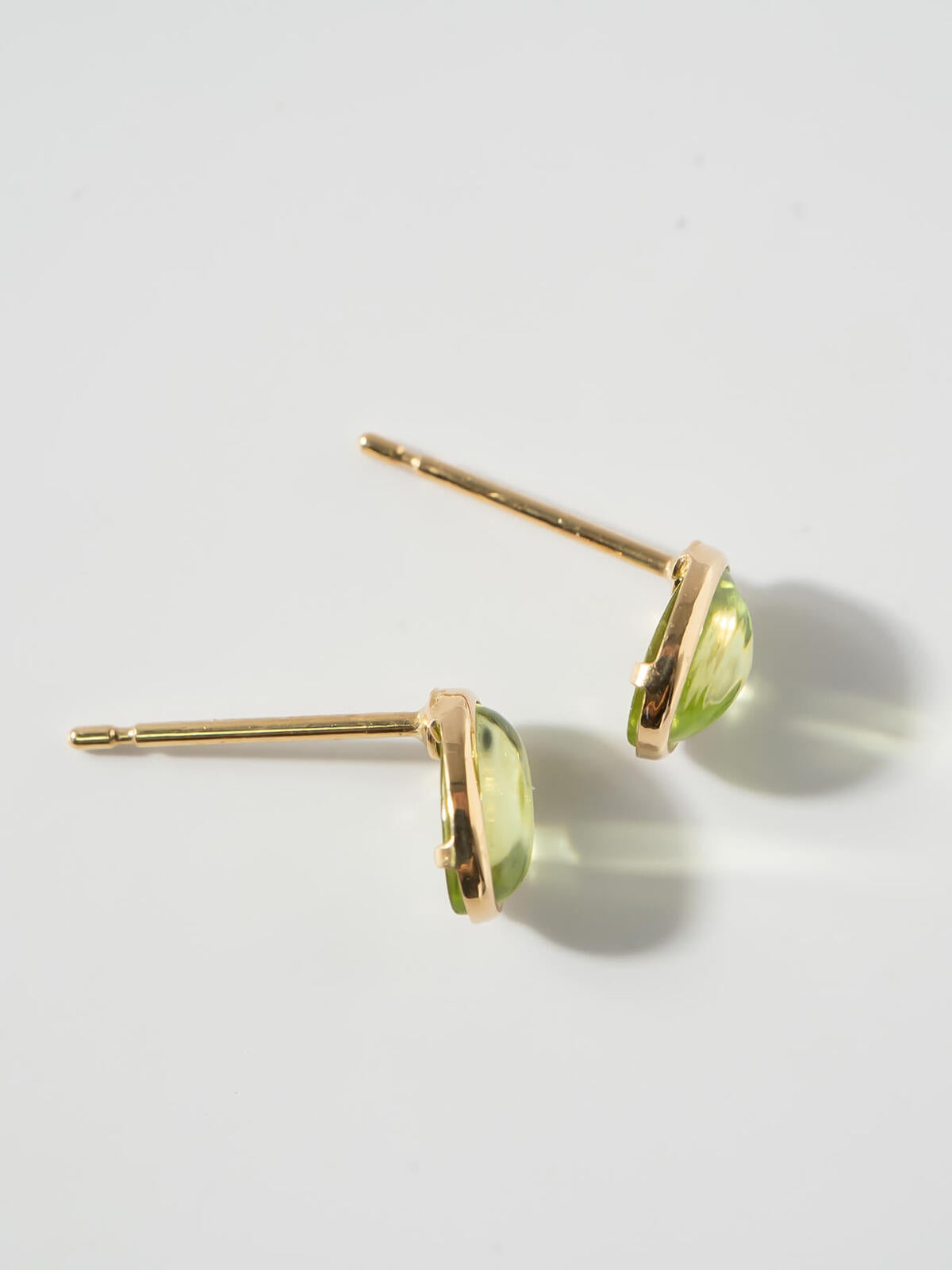 ペリドット ピアス 18金 18k 金 天然石 【enlille-oliva エンリル