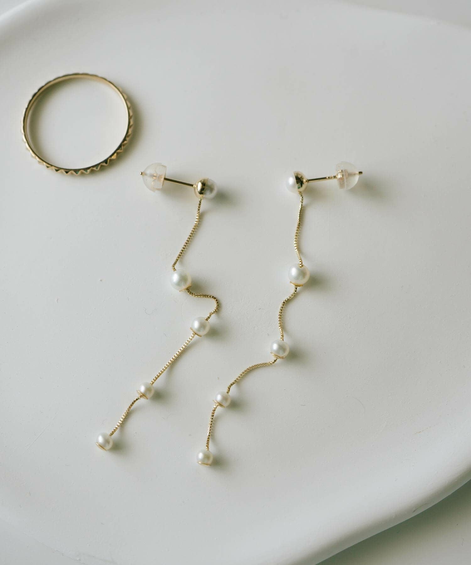 パール チェーン ピアス ぶら下がり 【perle-quint ペルル・クイン