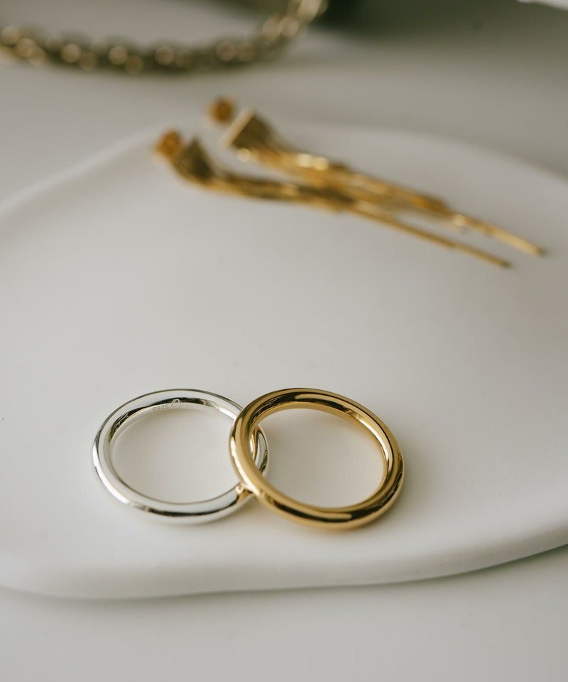 シルバー925製 3mmラウンドリング、18Kゴールドメッキのシンプルデザイン