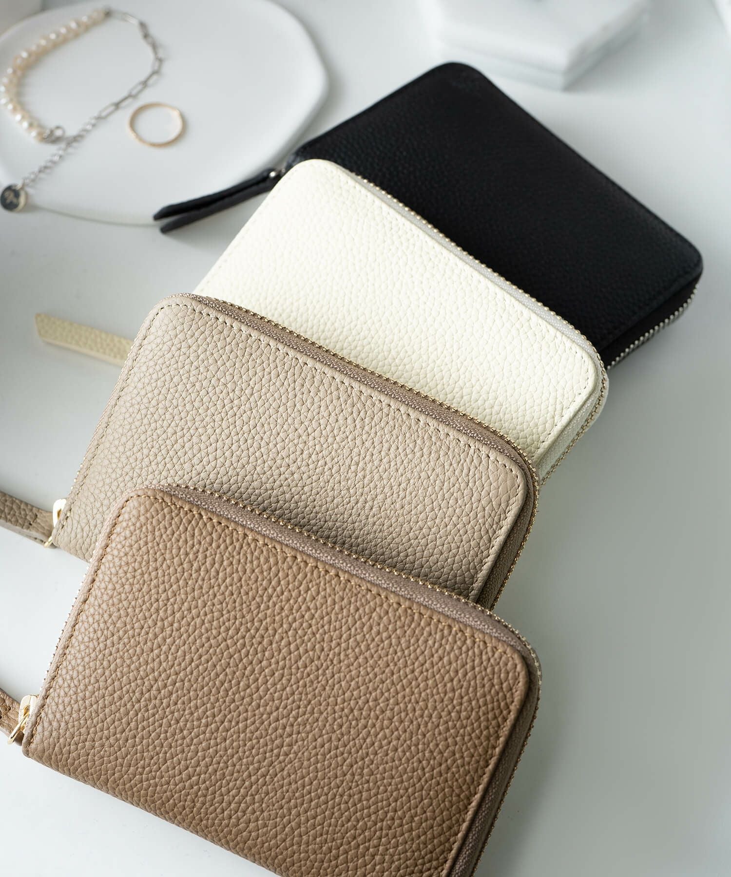 KYOGOKU商品【新品未使用】ポーチ他7点セット ジュエリーポーチ 本革 【COFFREA コフレア】 アクセサリーポーチ 収納