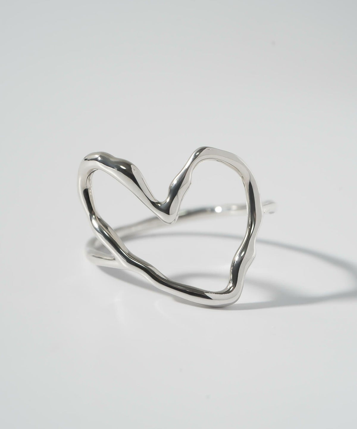 【新作早割】指輪 レディース シルバー リング 925 【Loviella ロヴィエラ】 ハート シルバーリング 重ね付け 人差し指 中指 親指 金属アレルギー 対応 おしゃれ ゴールド シンプル レディースジュエリー アクセサリー プレゼント