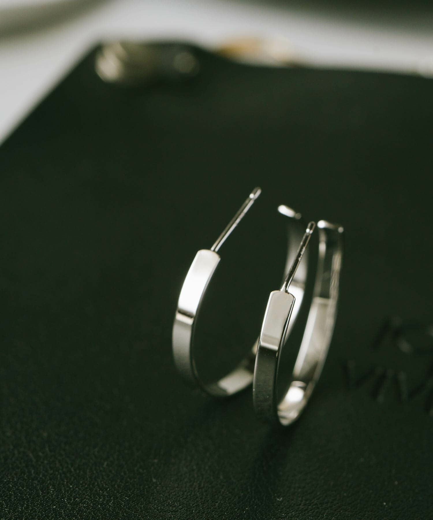 ピアス フープ 3mm 18金 仕上げ 18k 小さめ フープピアス 【lamina